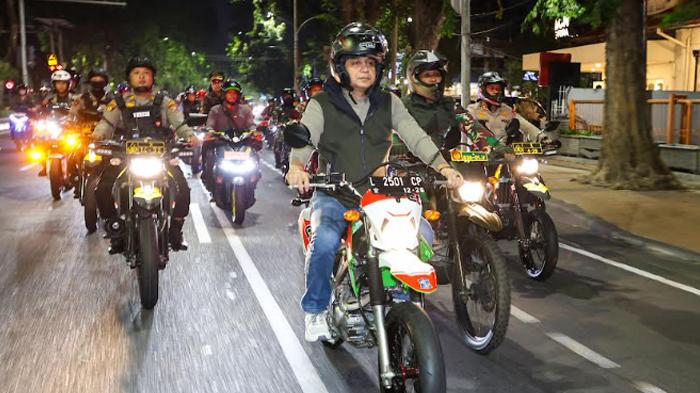 Pimpin Patroli Gabungan Bersama Forkopimda, Eri Cahyadi: Pastikan Surabaya Aman Terkendali