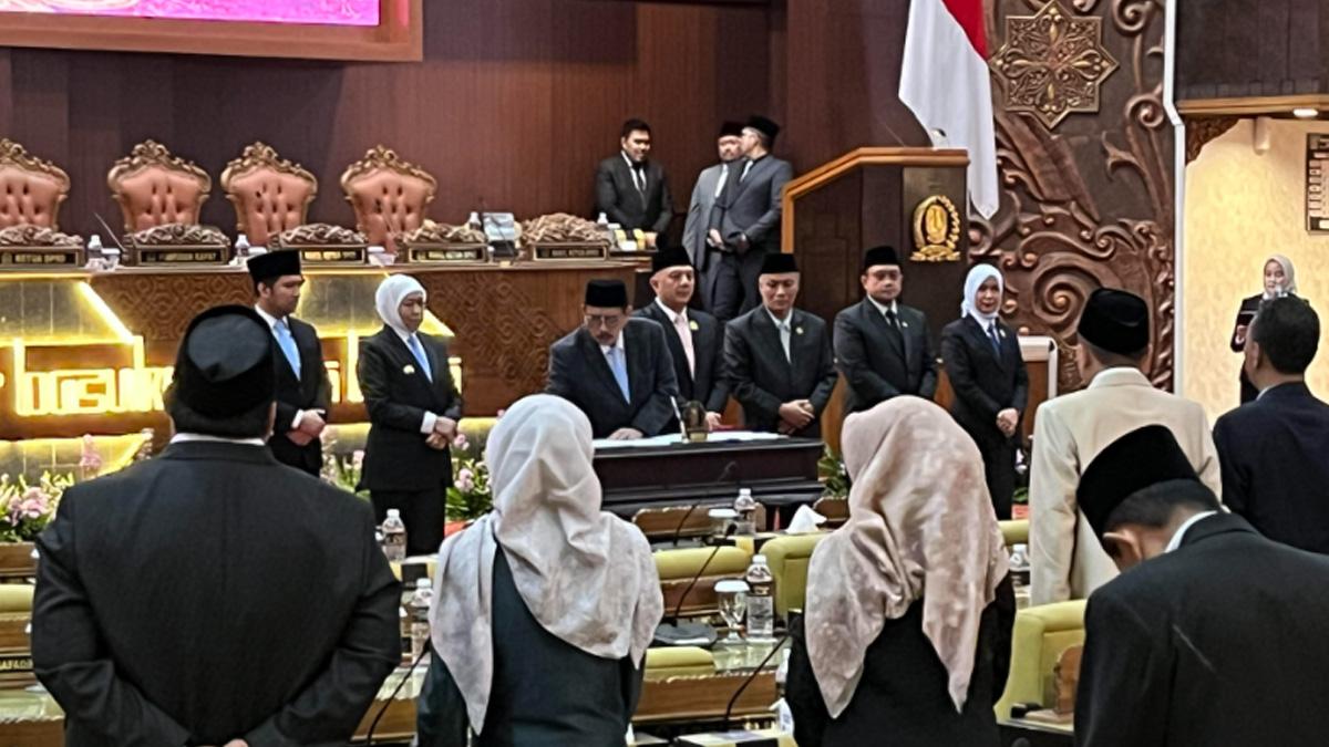 PAW-untuk-dua-orang-anggota-DPRD-Jatim-sekaligus.jpg