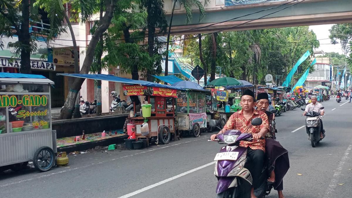 Penertiban PKL Pasar Tingkat Lamongan Tuai Kekhawatiran Pedagang