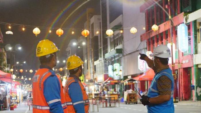 PLN UID Jatim Mengawal Pasokan Listrik Tetap Andal di Pergantian Tahun Baru Imlek