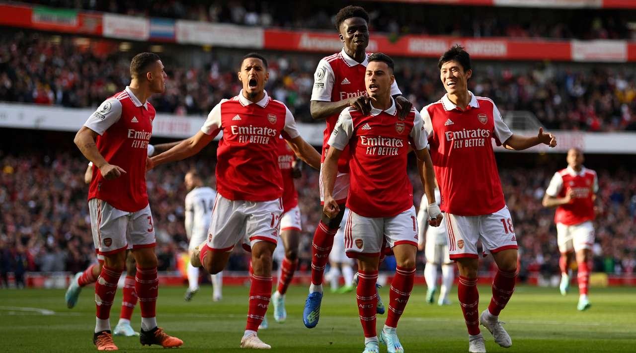Para-pemain-Arsenal-merayakan-gol-ke-gawang-Liverpool-di-laga-Liga-Inggris.jpg