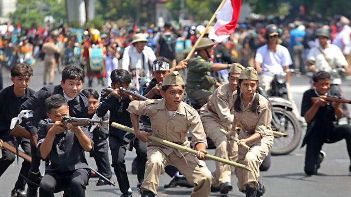 Parade-Surabaya-Juang-1112025.jpg