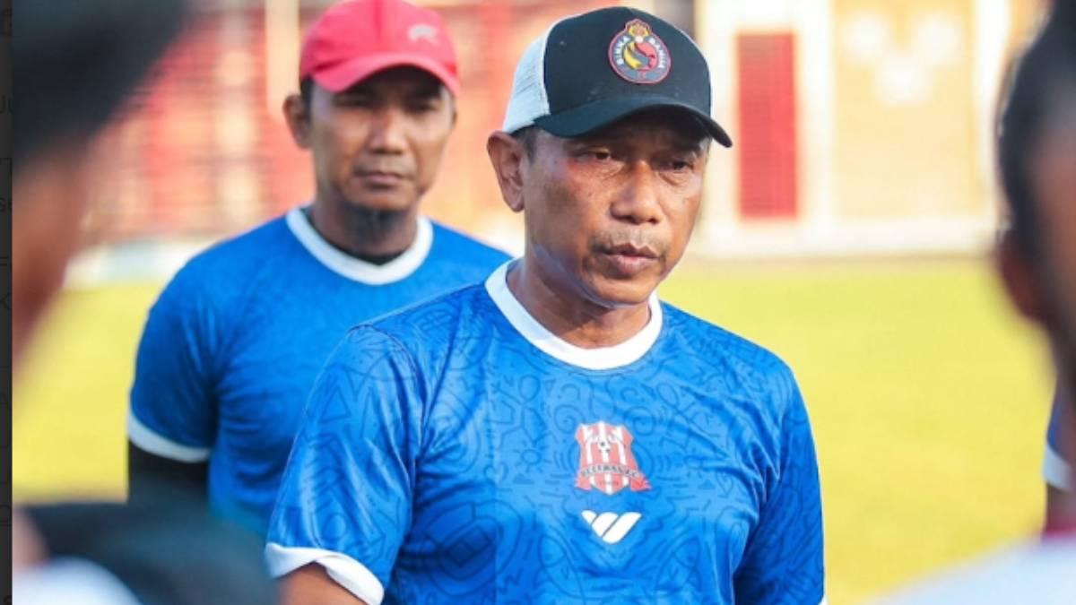 Pelatih-Deltras-FC-Widodo-Cahyono-Putro-berharap.jpg