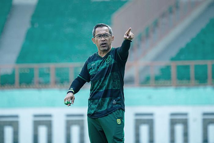 Pelatih-Persebaya-Aji-Santoso-bicara-KLB-PSSI.jpg