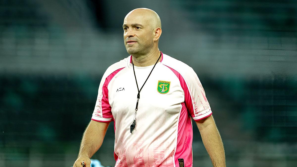 Pelatih-Persebaya-Surabaya-Bernardo-Tavares-2742026.jpg
