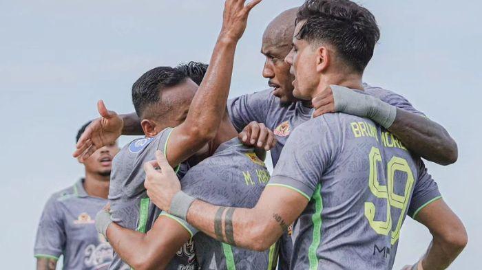 LIVE INDOSIAR! Jadwal PSM Makassar vs Persebaya Surabaya, Duel Klasik di Jam 19.00 WIB Malam Ini