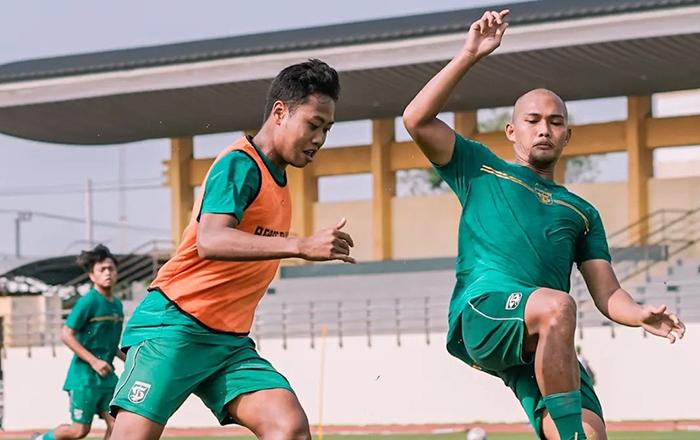 Pemain-Persebaya-jalani-latihan-untuk-persiapan-lag-lanjutan-Liga-1-2022-2023.jpg