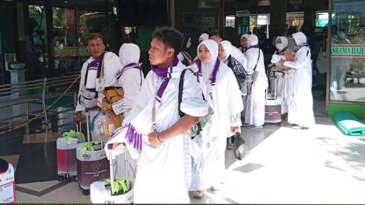 Pemkot-Blitar-mengajukan-cuti-besar-untuk-menunaikan-ibadah-haji-pada-2026-ini.jpg