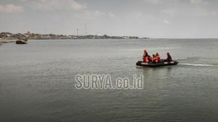UPDATE Nelayan Tuban Hilang di Laut, Tim SAR Gabungan Sisir 1 Mil dari Titik Pelabuhan