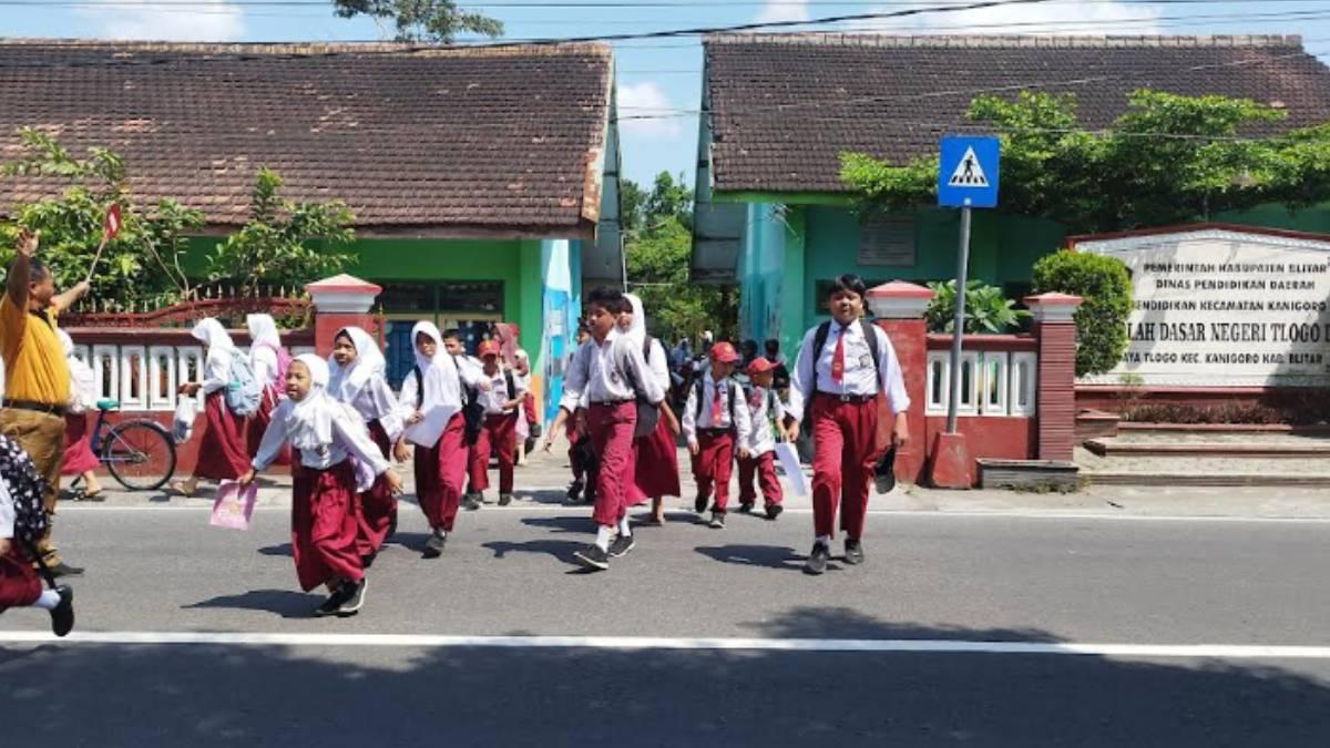 Dibuka Mulai Hari Ini, Pendaftaran SPMB SD dan SMP di Kabupaten Blitar