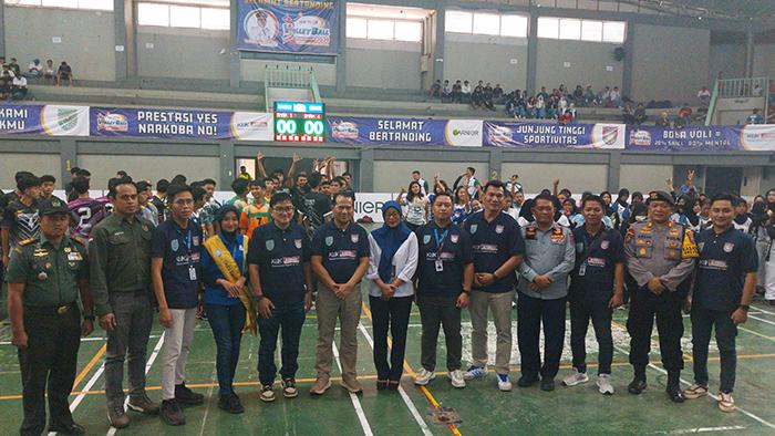 Pj Wali Kota Probolinggo Apresiasi Voli Antarpelajar Klik Indomaret Volleyball Tournament 2024
