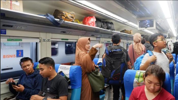 KA Airlangga Pilihan Favorit Pelanggan Selama Nataru di Wilayah KAI Daop 8 Surabaya
