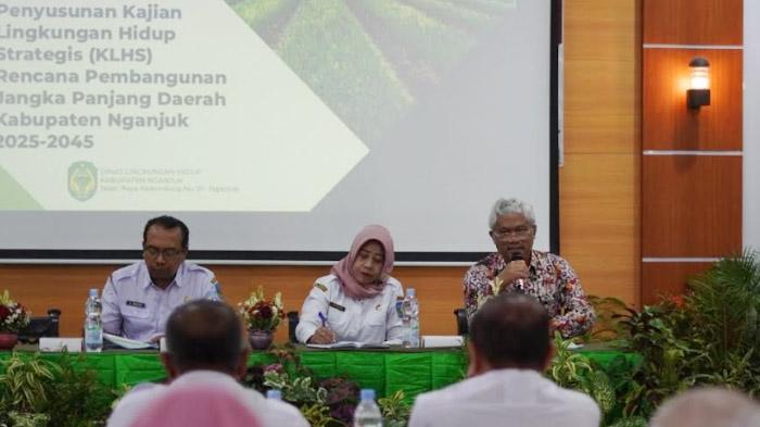 Demi Pembangunan Berwawasan Lingkungan, DLH Nganjuk Susun KLHS Untuk Disertakan ke RPJPD 2025-2045