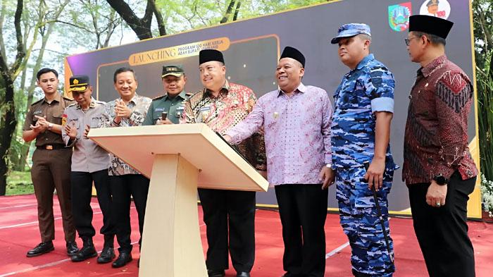 Peresmian-program-akselerasi-100-hari-Bupati-Jombang-di-Taman-Kebon-Ratu.jpg