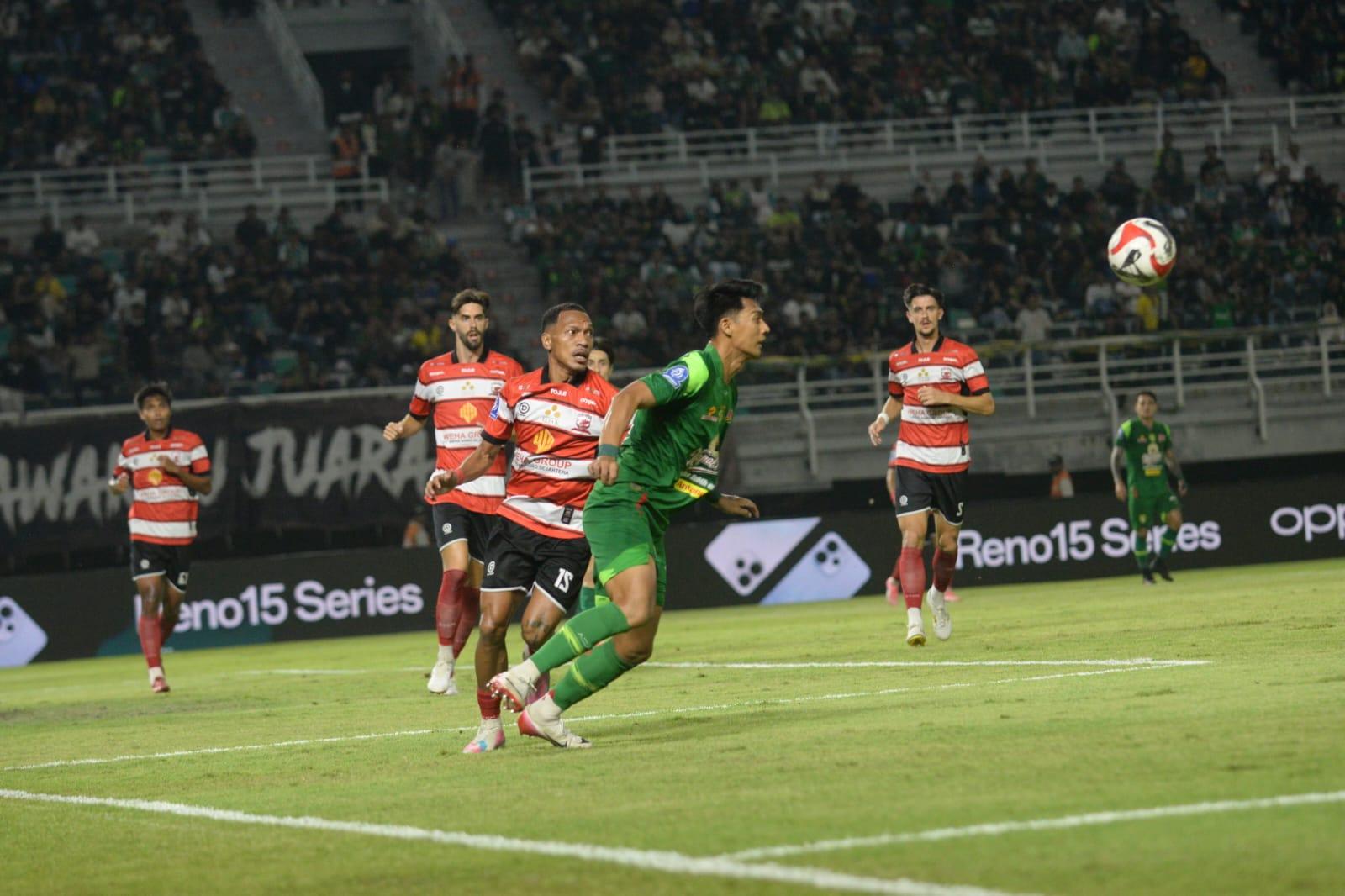 Persebaya-vs-MU-tertinggal-0-1.jpg