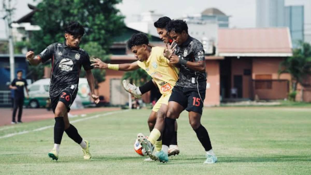 Perseden-Denpasar-di-Stadion-Gelora-10-November-Minggu-2512026.jpg