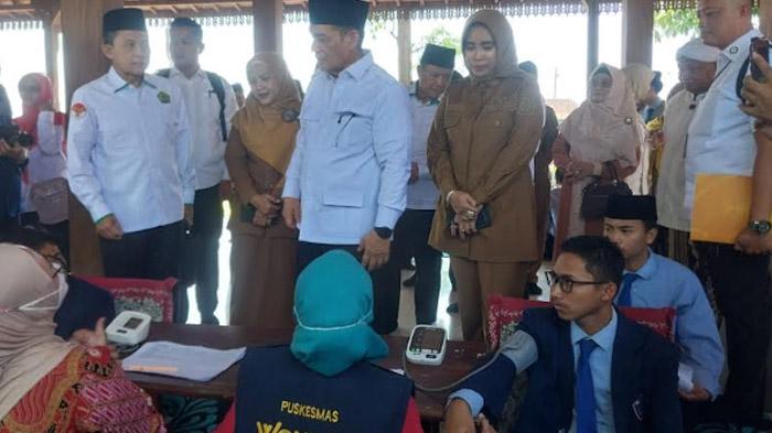 Ribuan Santri di Sidoarjo Mendapat Pemeriksaan Kesehatan Gratis: Inisiatif Positif untuk Generasi Muda