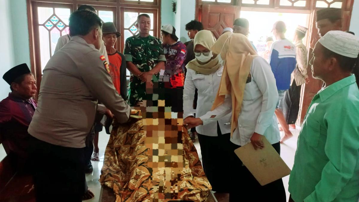 Petani di Sugio Lamongan Ditemukan Meninggal Dunia di Area Persawahan - Surya.co.id