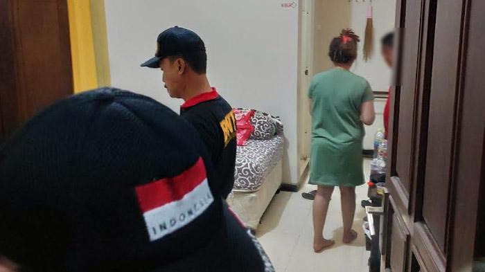 Sisir Cafe hingga Hotel di Tuban, Petugas Gabungan Kaget Pergoki Pasangan Tak Kenakan Baju