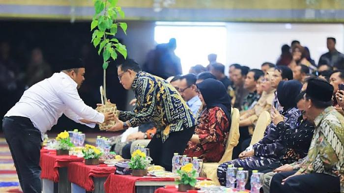 Pemprov Jatim Ajak Gencarkan Penanaman Mangrove