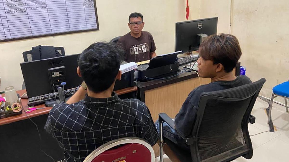 Polisi Tangkap Pria Jombang Sembunyikan Ribuan Pil Koplo dalam Ban Mobil