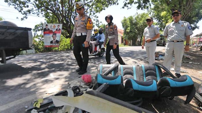 Polda Jatim Olah TKP Kecelakaan Bus Pariwisata di Gresik, Sopir Bus Belum Ditetapkan Tersangka