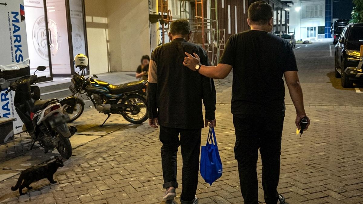 Polresta Sidoarjo Tangkap Oknum Pengajar Pesantren Terkait Kasus Asusila Anak - Surya.co.id