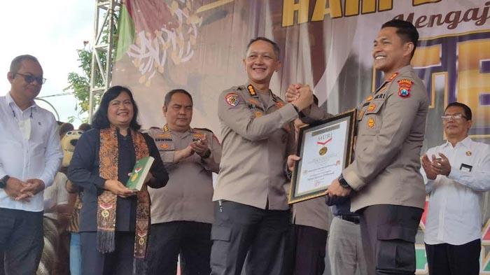 Polres-Probolinggo-Diganjar-Penghargaan-Rekor-Dunia-Muri.jpg