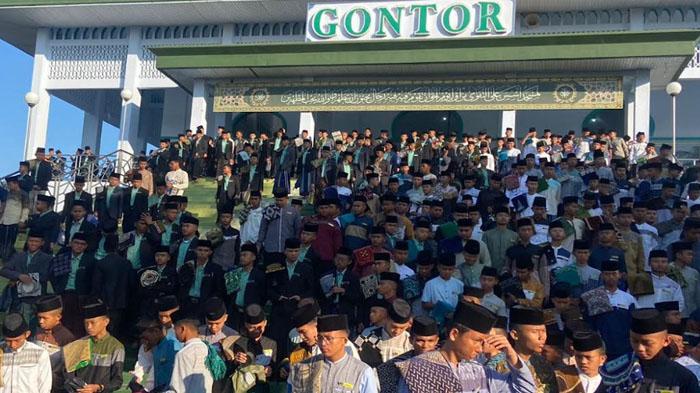 Ponpes-Gontor-Ponorogo-shalat-Idul-Adha.jpg
