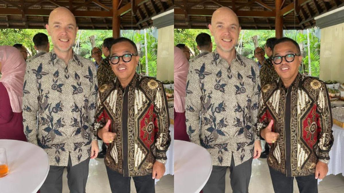 Prof-Dr-Murpin-J-SembiringGurubesar-Universitas-Ciputra-Surabaya.jpg