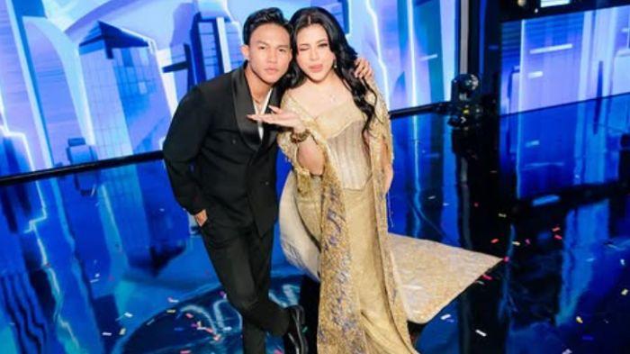 Profil-Shabrina-dan-Fajar-yang-Berebut-Gelar-Juara-Indonesian-Idol-2025-Ini-Statistik-SO-Juri.jpg
