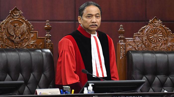 Sosok Ketua MK Suhartoyo yang Sebut Gugatan Roy Suryo Cs Kabur dan Tak Dapat Diterima, Ini Alasannya