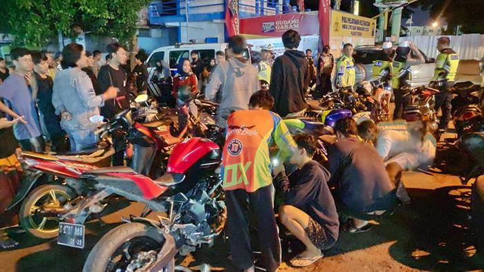 Puluhan-motor-knalpot-brong-saat-diamankan-anggota-Satlantas-Polres-Tuban.jpg