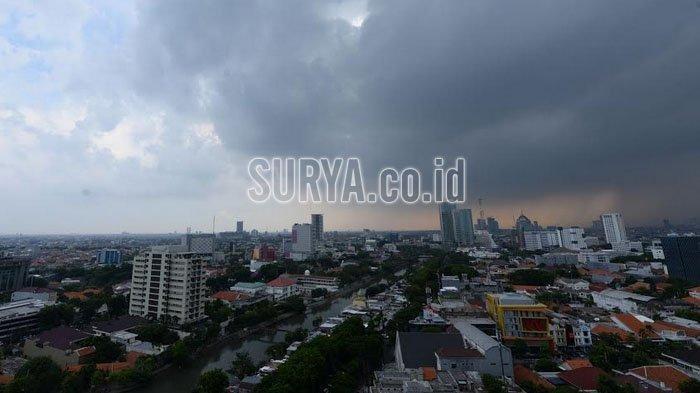 Ramalan Cuaca Surabaya Hari Ini Minggu 30 November 2025: Waspada Perubahan Suhu Mencapai 34 Derajat
