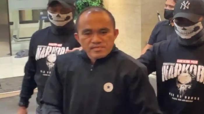 Rekam-Jejak-AKP-Deky-Jonathan-Eks-Kasat-Resnarkoba-Kubar-yang-Dipecat-karena-Diduga-Bekingi-Bandar.jpg