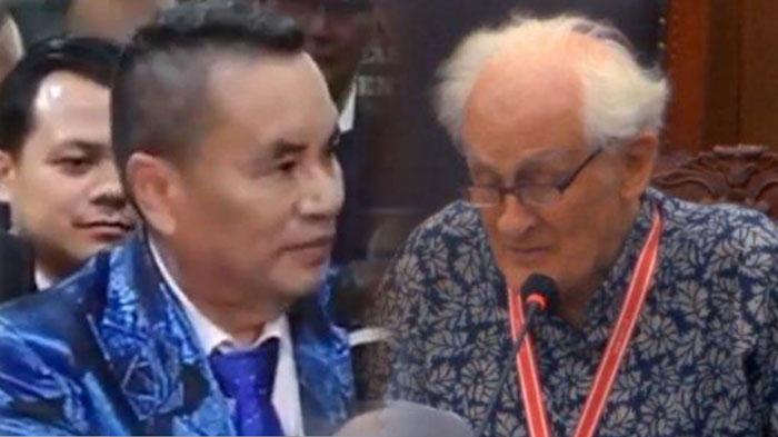 Romo-Magnis-dicecar-Hotman-Paris-saat-bersaksi-di-sidang-sengketa-pilpres-di-MK-Selasa-242024.jpg
