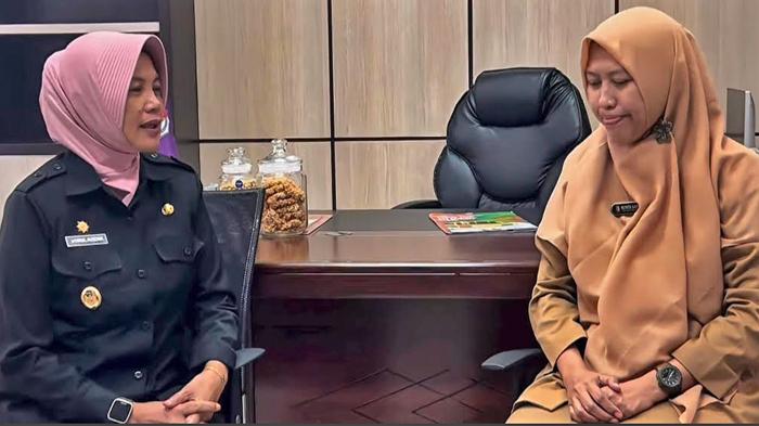 SANKSI-Wakil-Bupati-Bojonegoro-Nurul-Azizah-saat-memberikan-sanksi.jpg