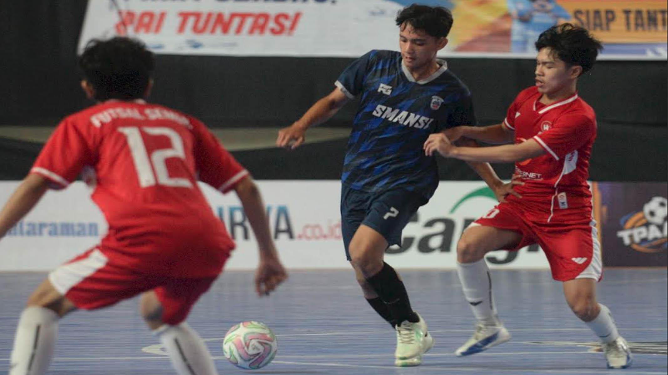 SMAN-1-Sidayu-futsal.jpg