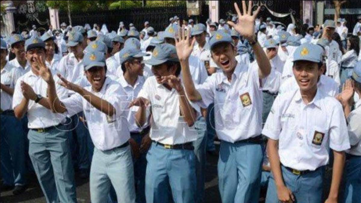Anggota Komisi D DPRD Apresiasi Perluasan Jangkauan Beasiswa Pemuda Tangguh di Surabaya - Surya.co.id