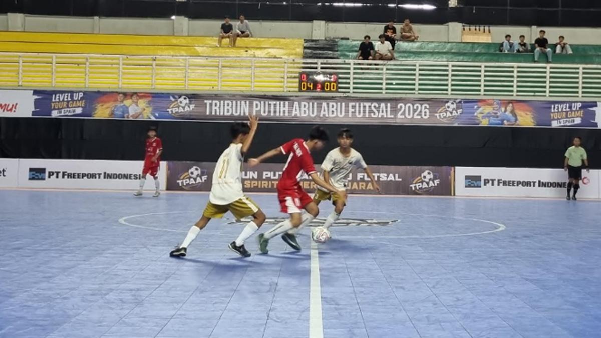 SMK-Semen-Gresik-berhasil-menang-telak-sepuluh-gol-tanpa-balas.jpg