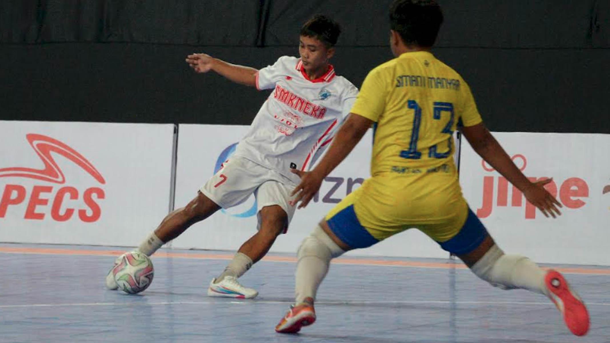 SMKN-1-Kali-Tengah-futsal.jpg