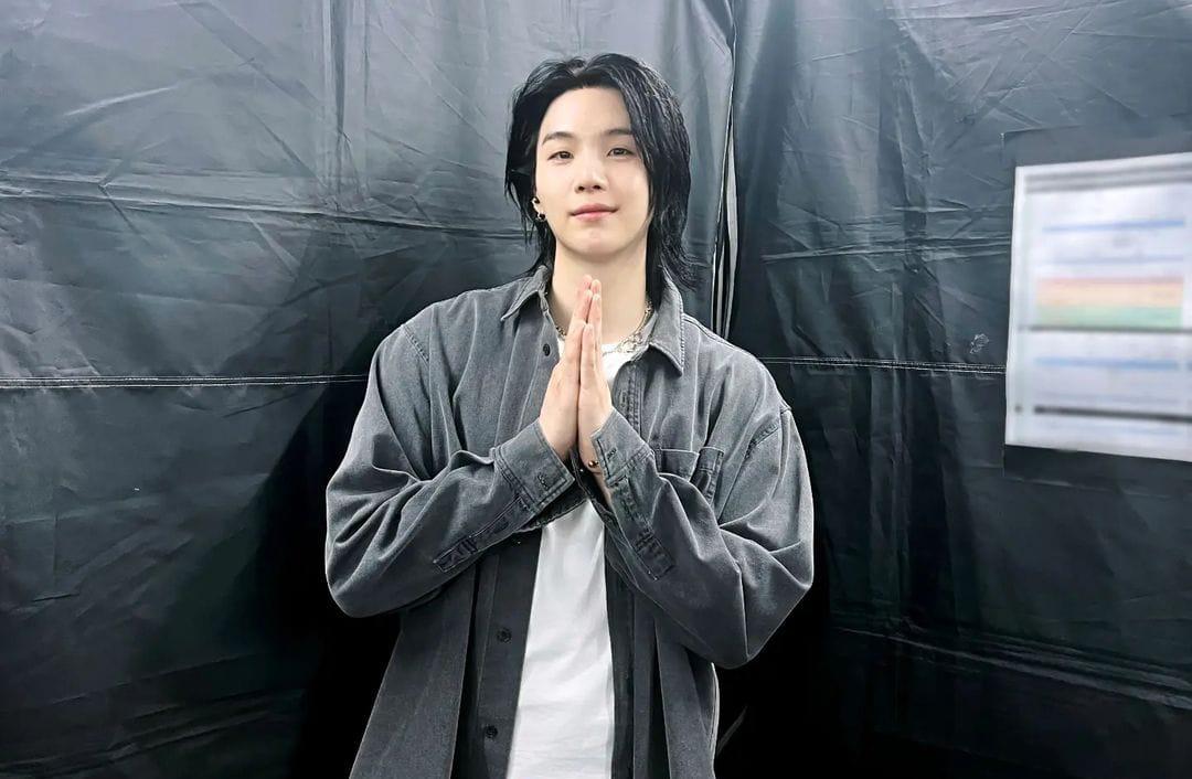 SUGA-BTS-Resmi-Mendaftar-untuk-Wamil-Usai-Konsernya-Rampung-Fans-Temukan-Bukti-Salam-Perpisahan.jpg