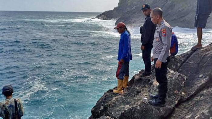 Pemancing Hilang Tersapu Ombak Besar di Pantai Damas Trenggalek