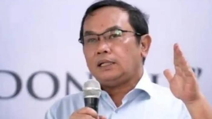 Siapa-Saiful-Mujani-Viral-Gegara-Pernyataannya-Soal-Jatuhkan-Prabowo-Begini-Klarifikasinya.jpg