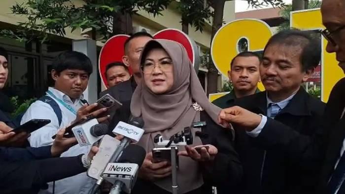 Siapa-Sosok-Termul-yang-Bujuk-Dokter-Tifa-agar-Temui-Jokowi-di-Solo-Bawa-bawa-Nama-Rismon-Sianipar.jpg