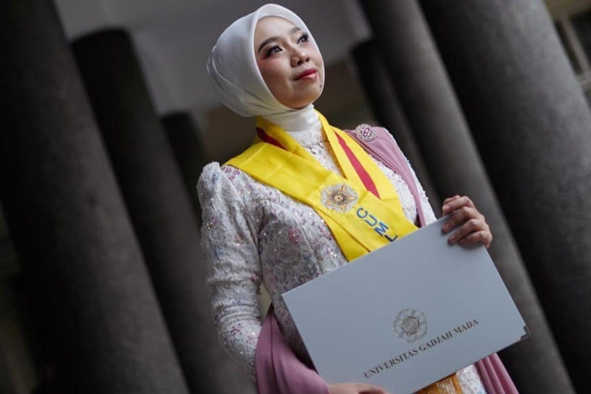 Sosok-Dea-Angelia-yang-Raih-Gelar-Doktor-Termuda-UGM-Lulus-Prodi-Ilmu-Komputer-di-Usia-26-Tahun.jpg