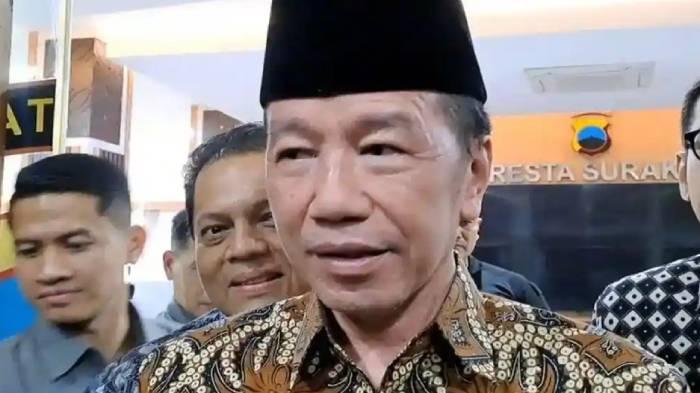Sosok-Ray-Rangkuti-Pengamat-yang-Tuding-Jokowi-Mau-Keliling-Indonesia-Demi-Gibran-di-Pilpres-2029.jpg