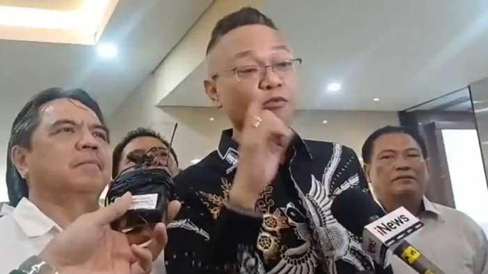 Sosok-Sekjen-Peradi-Bersatu-yang-Tegas-Bantah-Isu-Polisi-Aktif-di-Pertemuan-Jokowi-dan-Eggi-Sudjana.jpg