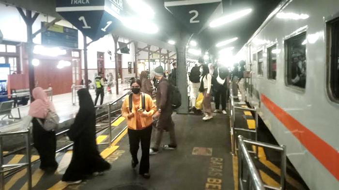 Masa Liburan Sekolah, 124 Ribu Tiket Kereta Api di Daop 9 Jember Telah Terjual