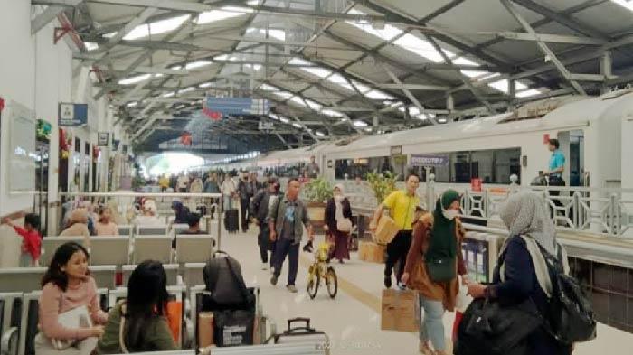 Untuk Mudik Lebaran 2024, KAI Daop 8 Surabaya Operasikan 11 Kerata Api Tambahan